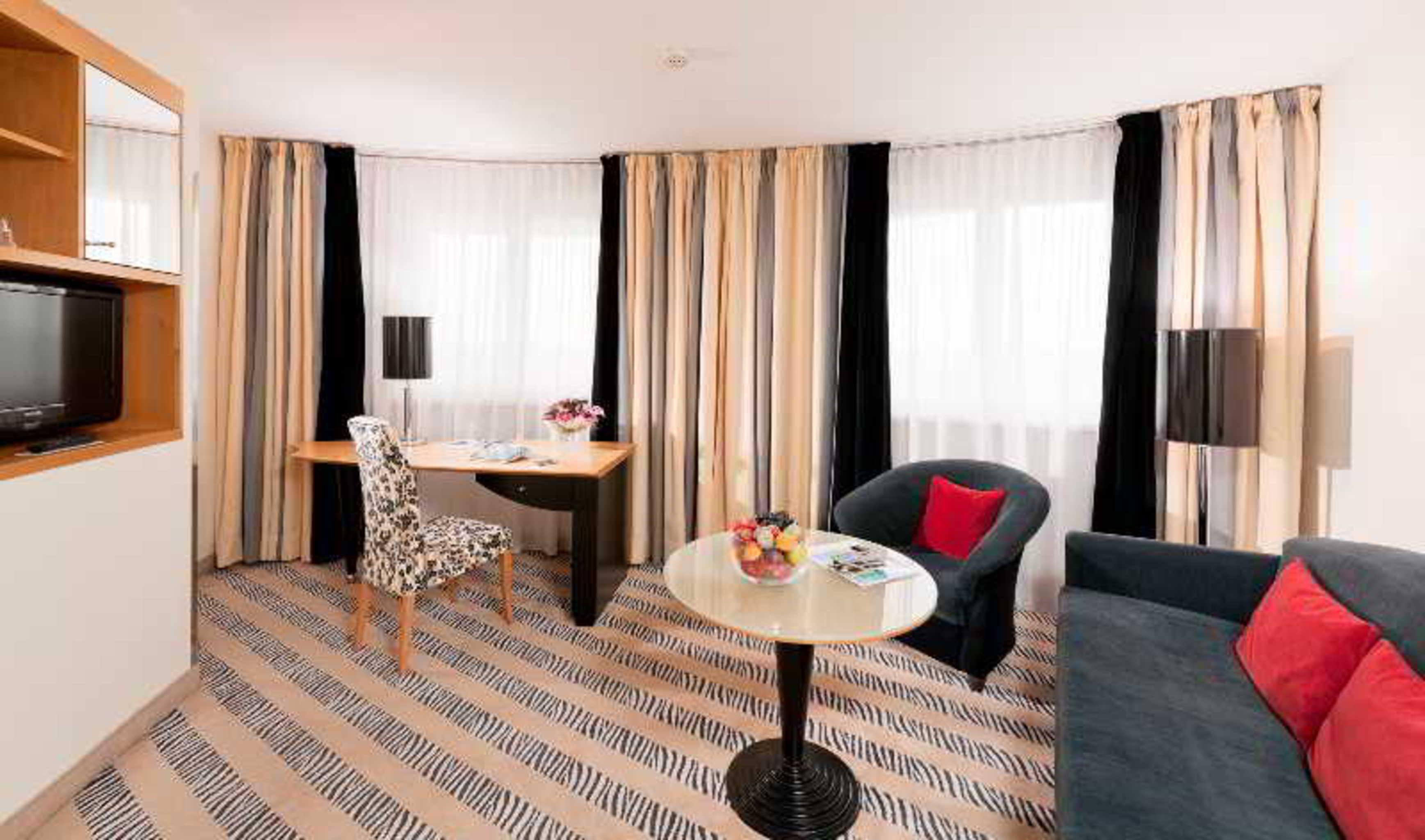 Don Giovanni Hotel Prague - Great Hotels Of The World Exterior photo A room at the hotel