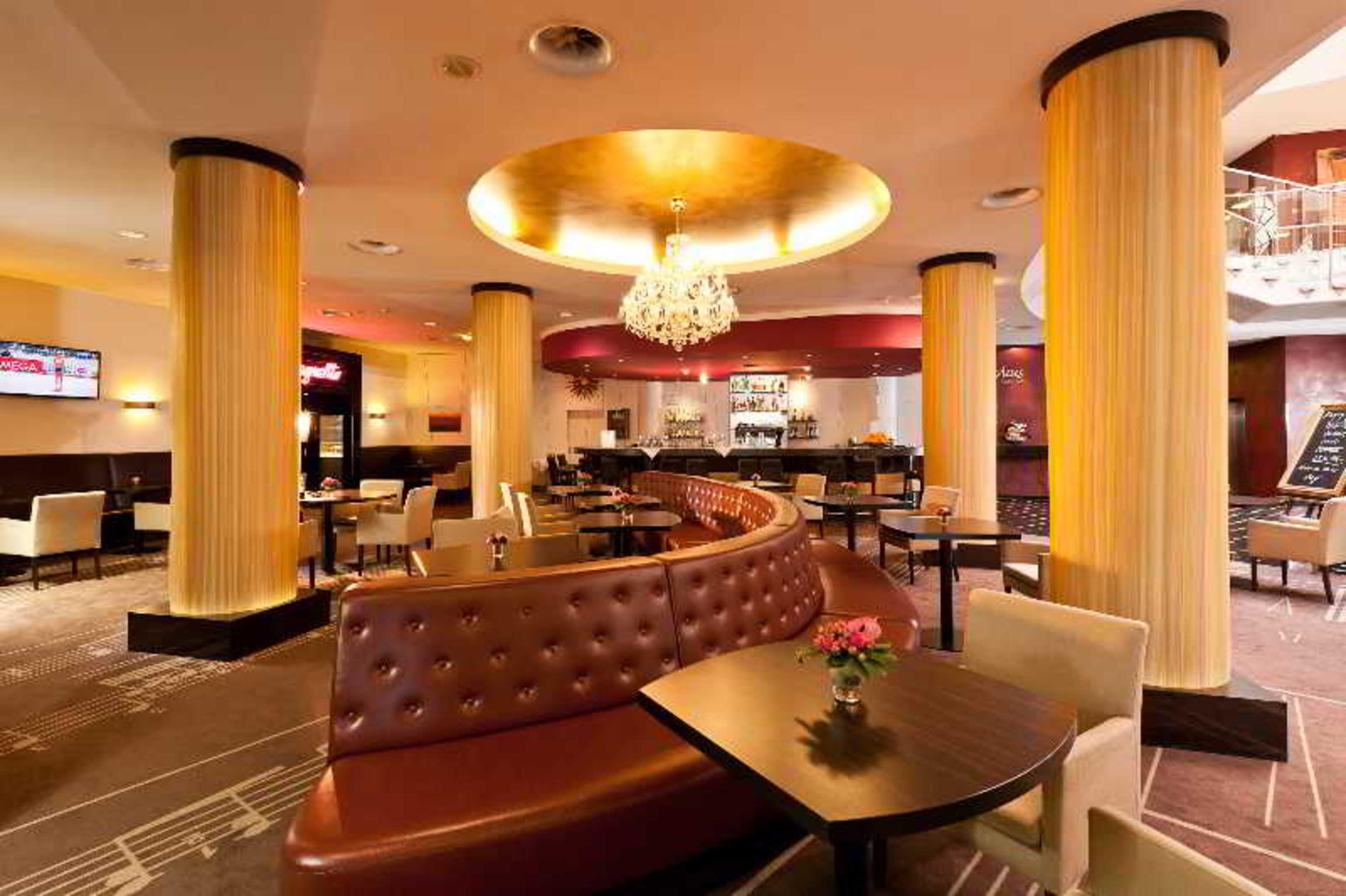 Don Giovanni Hotel Prague - Great Hotels Of The World Exterior photo Interior of a modern hotel