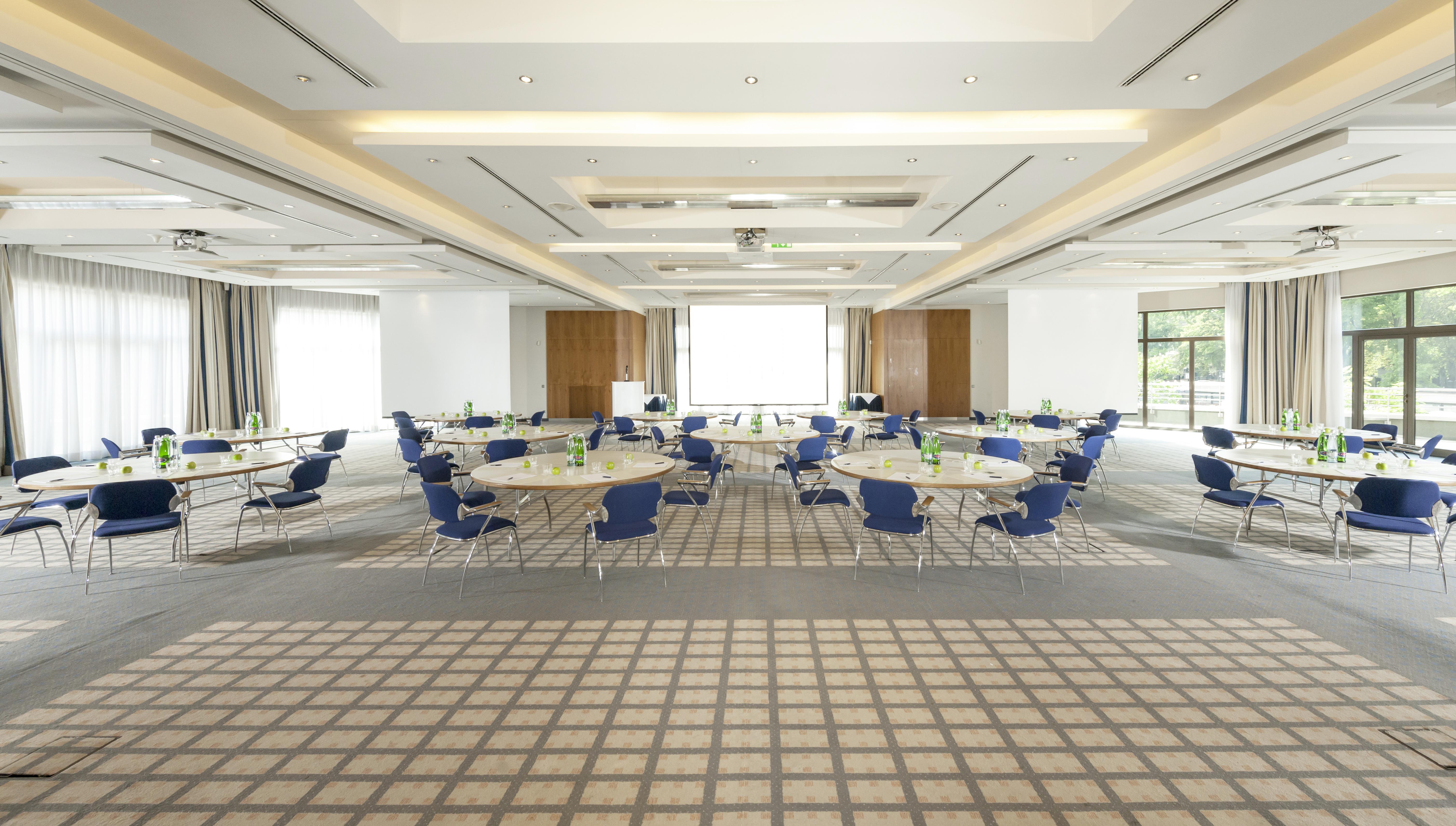 Don Giovanni Hotel Prague - Great Hotels Of The World Exterior photo The meeting room of the hotel