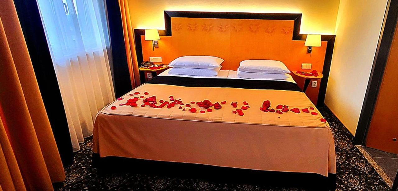 Don Giovanni Hotel Prague - Great Hotels Of The World Room photo
