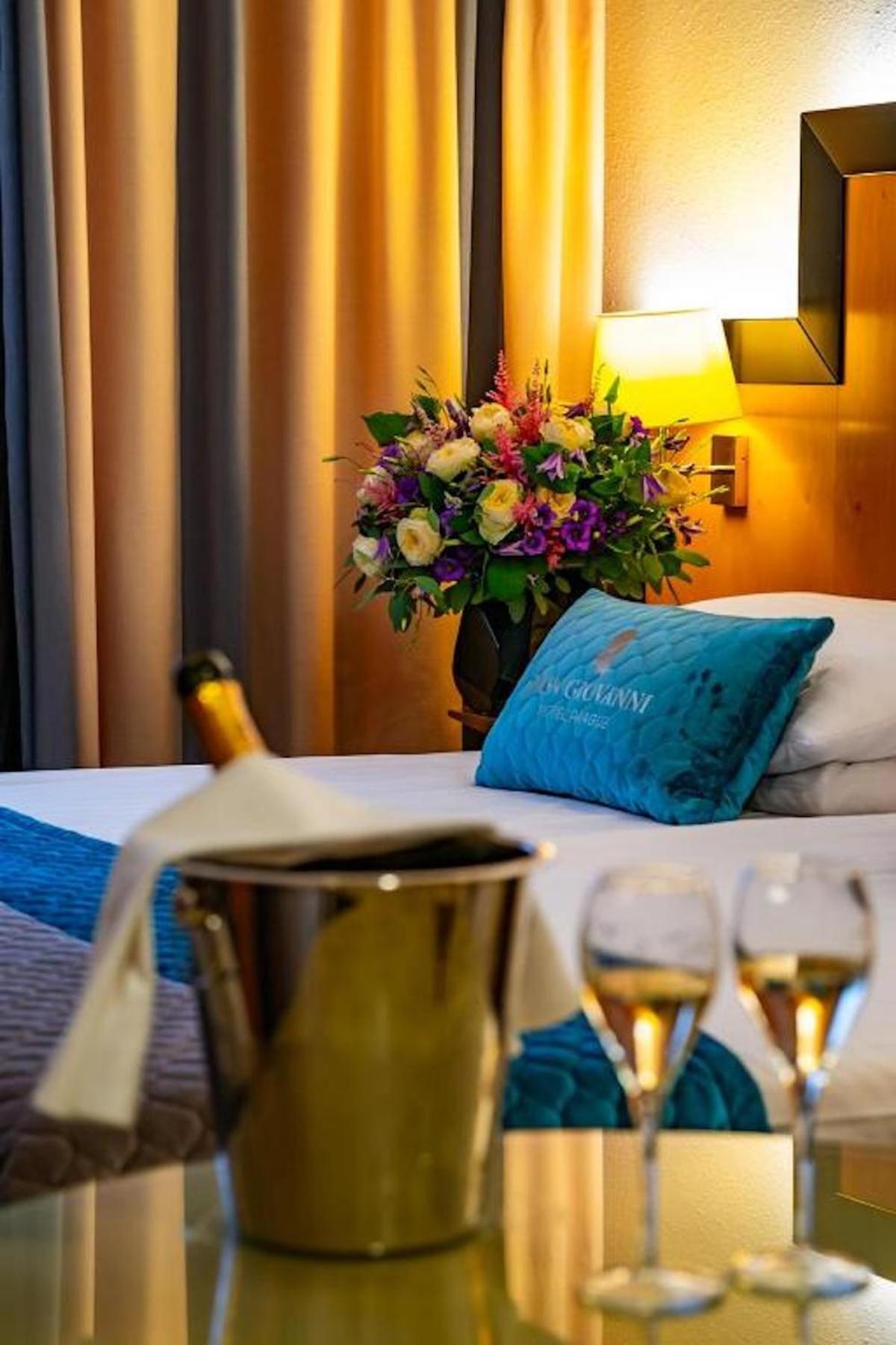 Don Giovanni Hotel Prague - Great Hotels Of The World Exterior photo Room at the hotel